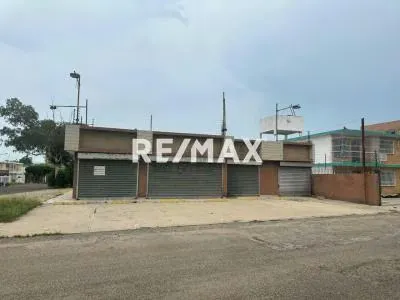 VENTA CENTRO COMERCIAL BELPASSO sector tierra negra av 9 con calle 66