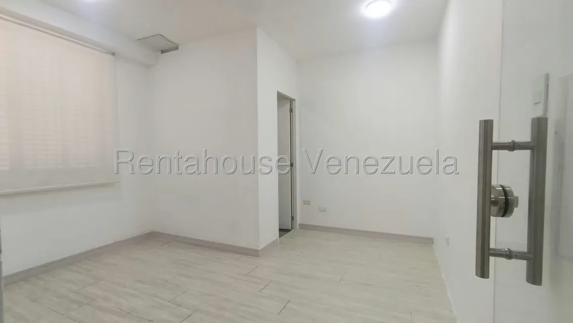 Local Comercial en Alquiler en Altamira, Distrito Metropolitano - 4