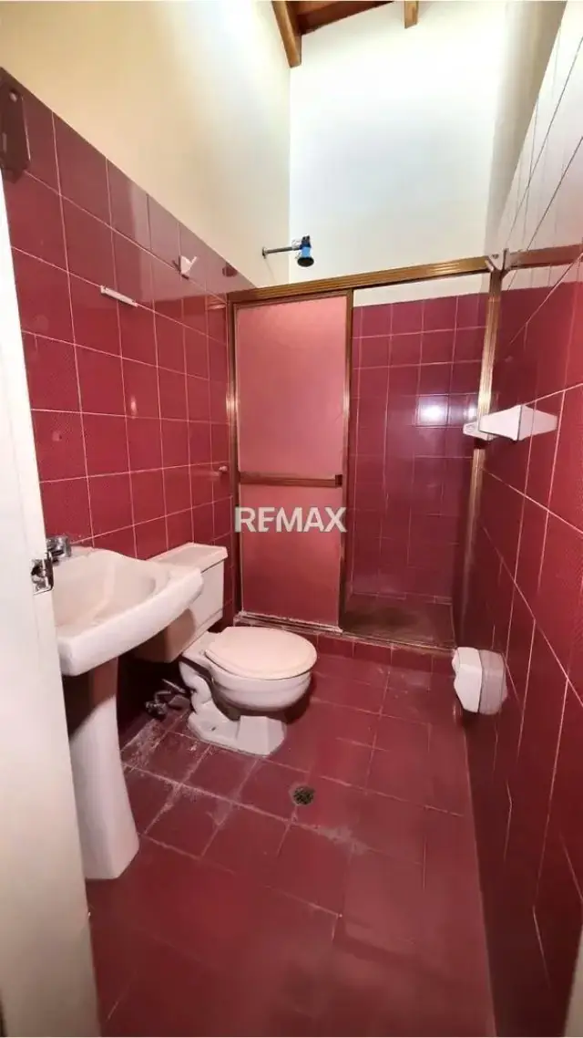 OFICINA EN ALQUILER