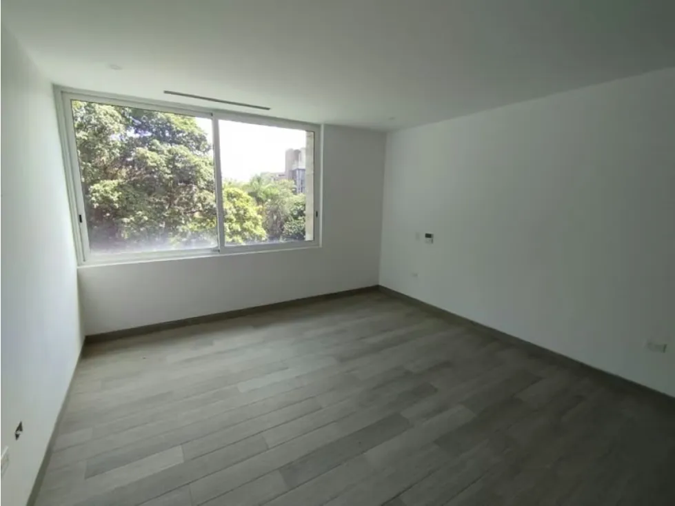 Alquilo apartamento 500m2 Los Chorros 6071 - 6