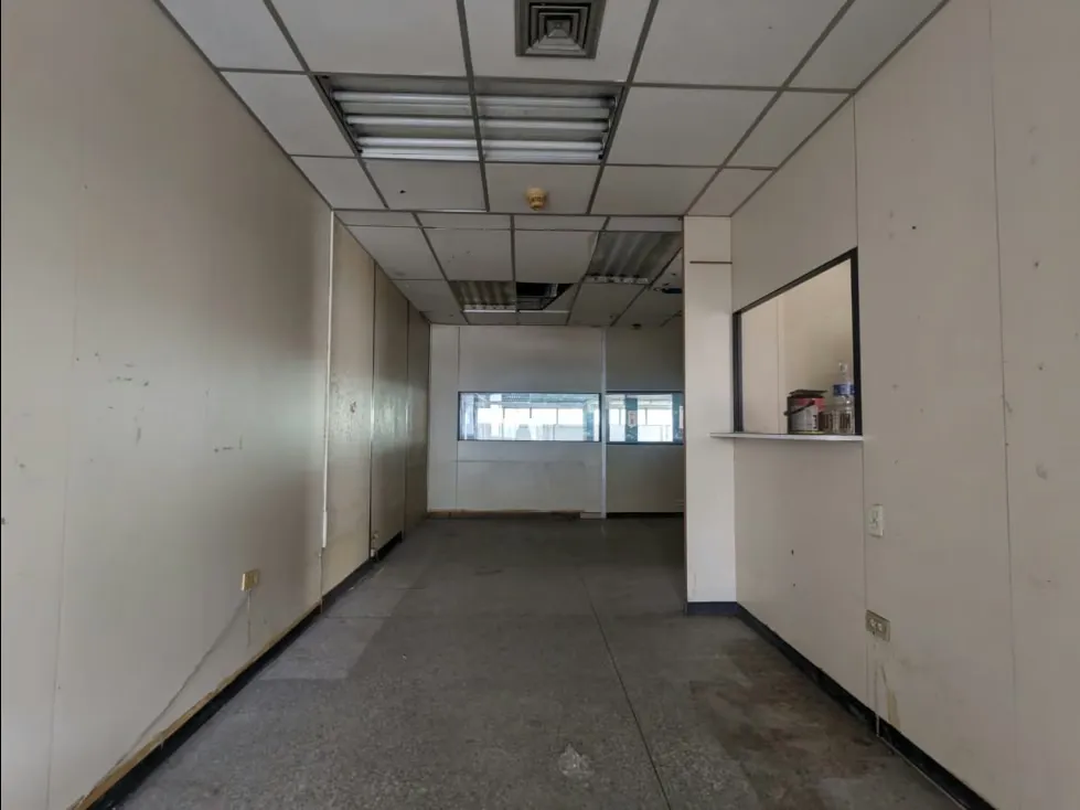 EN VENTA EDIFICIO ZONA INDUSTRIAL PALO VERDE 4.300 m² - 11