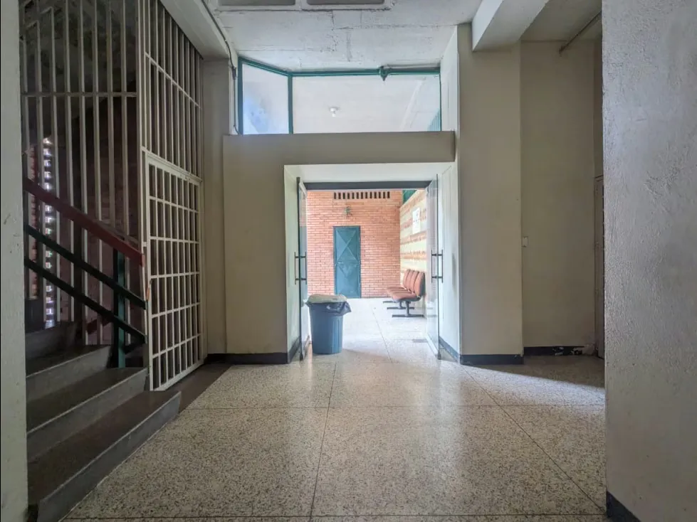 EN VENTA EDIFICIO ZONA INDUSTRIAL PALO VERDE 4.300 m² - 3