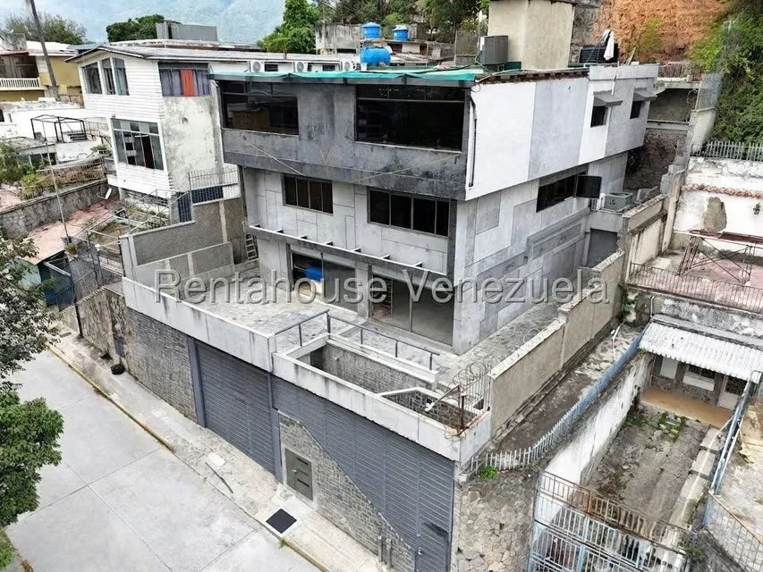 Industrial en Venta en Los Chaguaramos, Distrito Metropolitano
