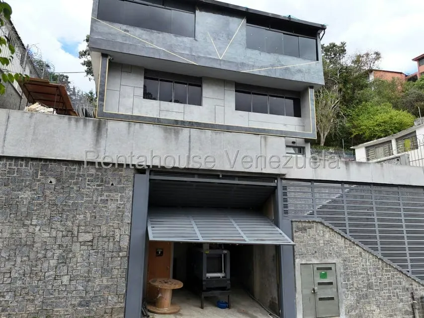 Industrial en Venta en Los Chaguaramos, Distrito Metropolitano - 2