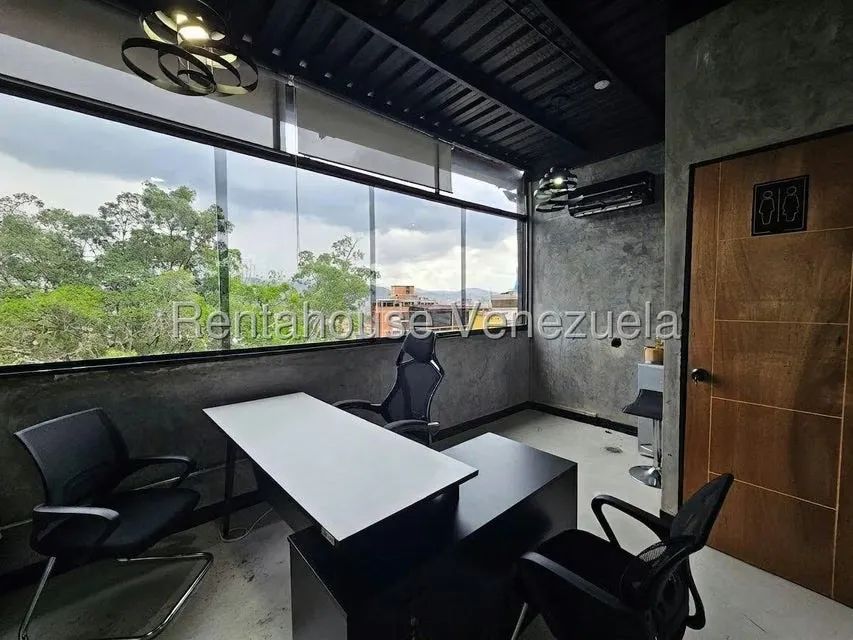Industrial en Venta en Los Chaguaramos, Distrito Metropolitano - 62