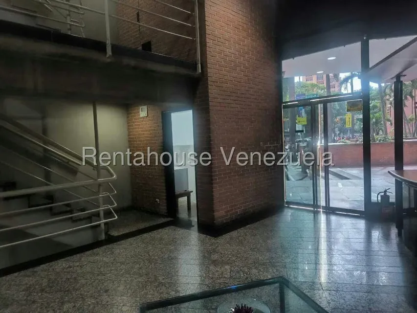Apartamento (1 Nivel) en Venta en Sabana Grande, Distrito Metropolitano - 2