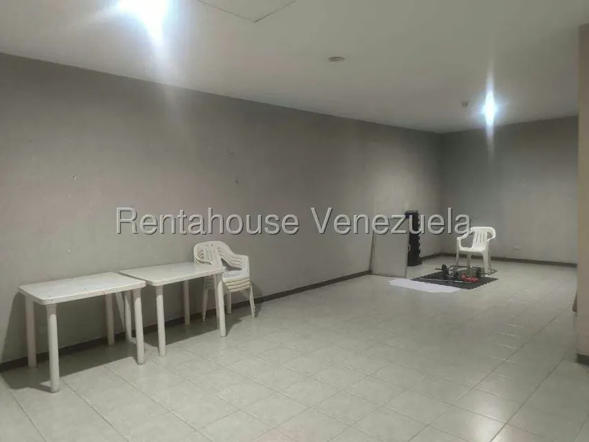 Apartamento (1 Nivel) en Venta en Sabana Grande, Distrito Metropolitano - 25