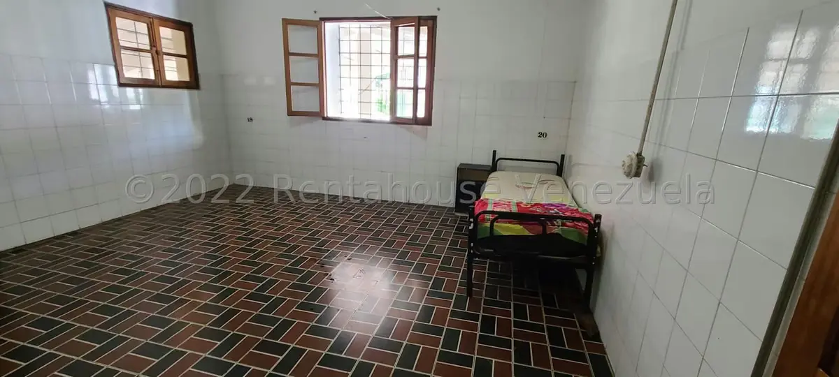 Consultorio Medico en Venta en El Paraiso, Distrito Metropolitano - 26