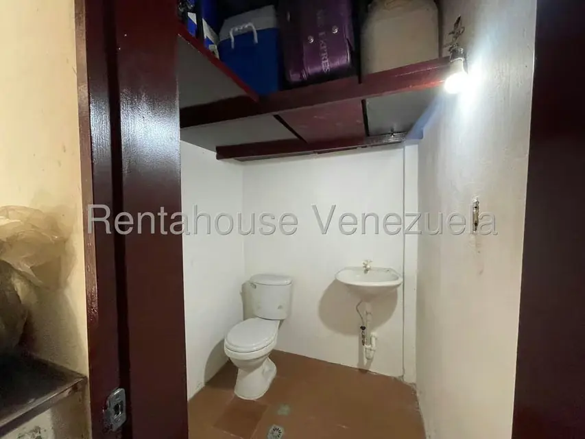 Local Comercial en Alquiler en Piñonal, Aragua - 11