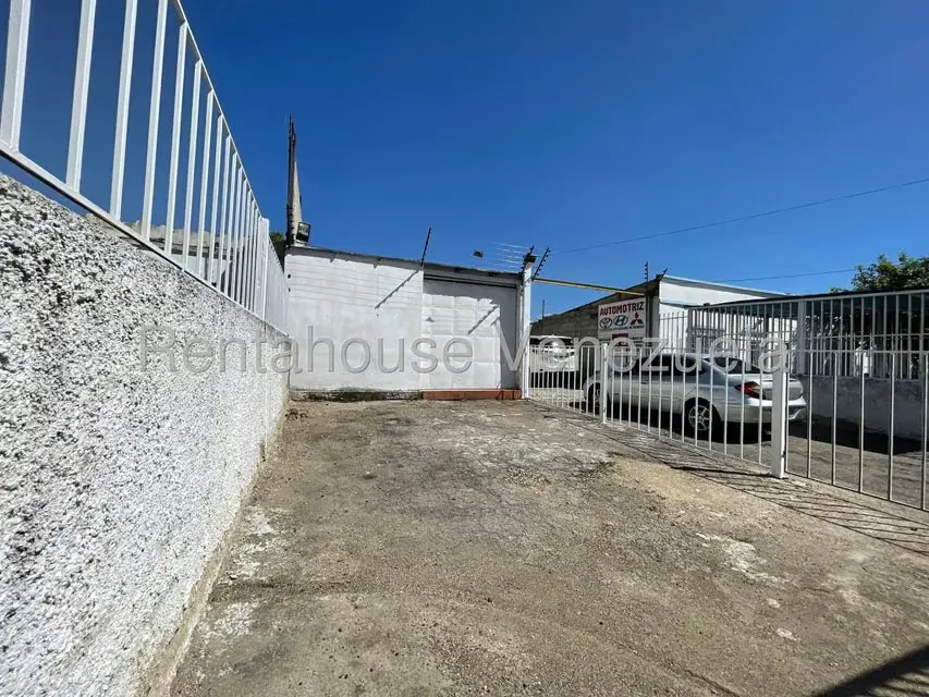 Local Comercial en Alquiler en Piñonal, Aragua - 3