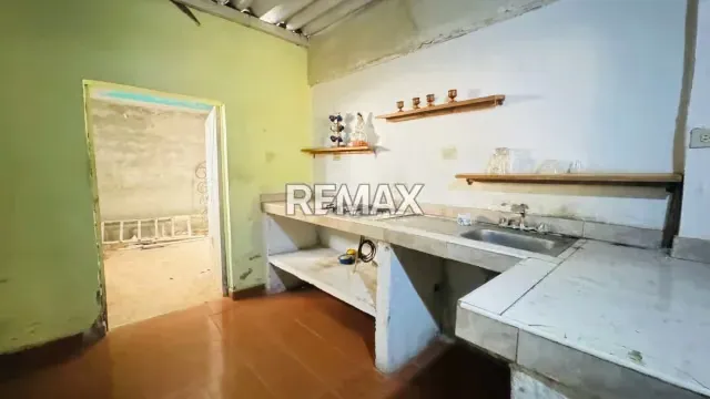 Venta casa más local en Antiguoaeropuerto - 5