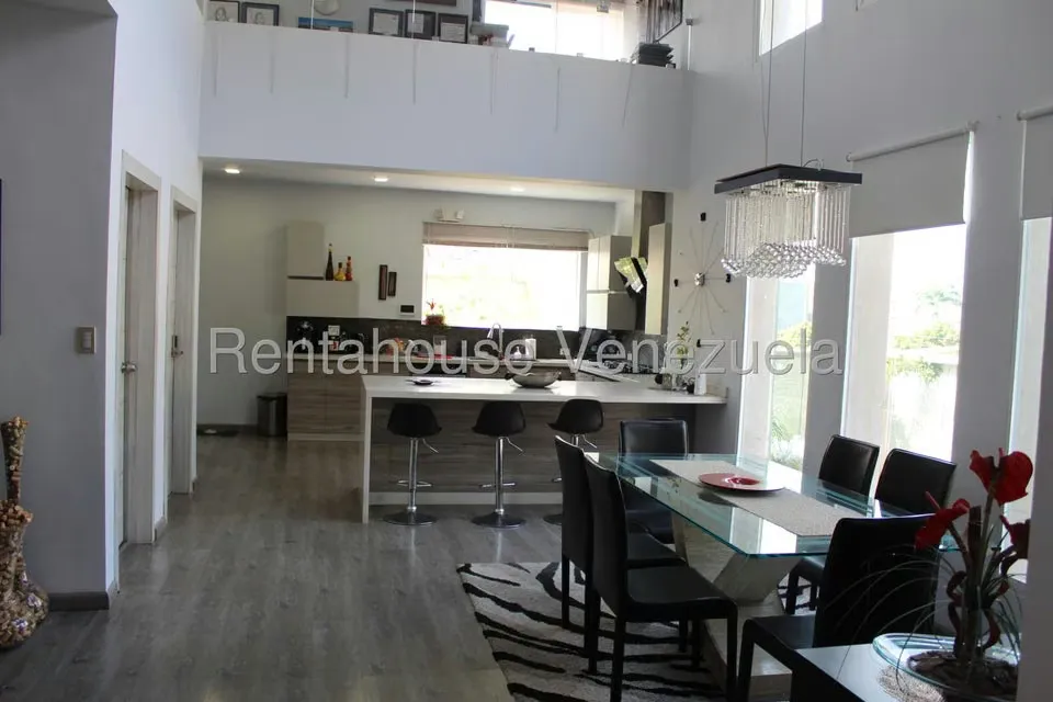 Casa (Multipes Niveles) en Venta en Altamira, Distrito Metropolitano - 21