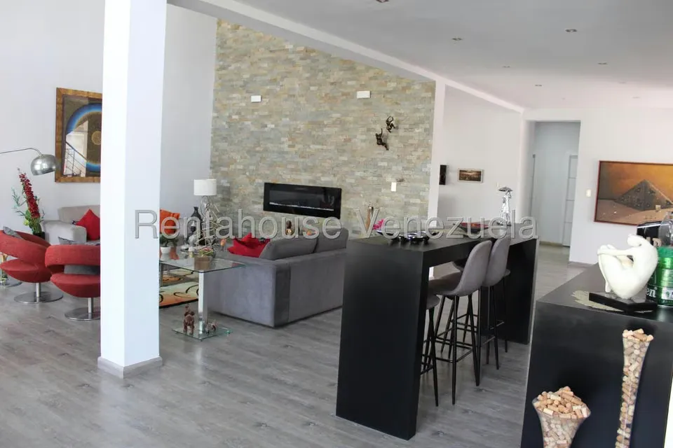 Casa (Multipes Niveles) en Venta en Altamira, Distrito Metropolitano - 28