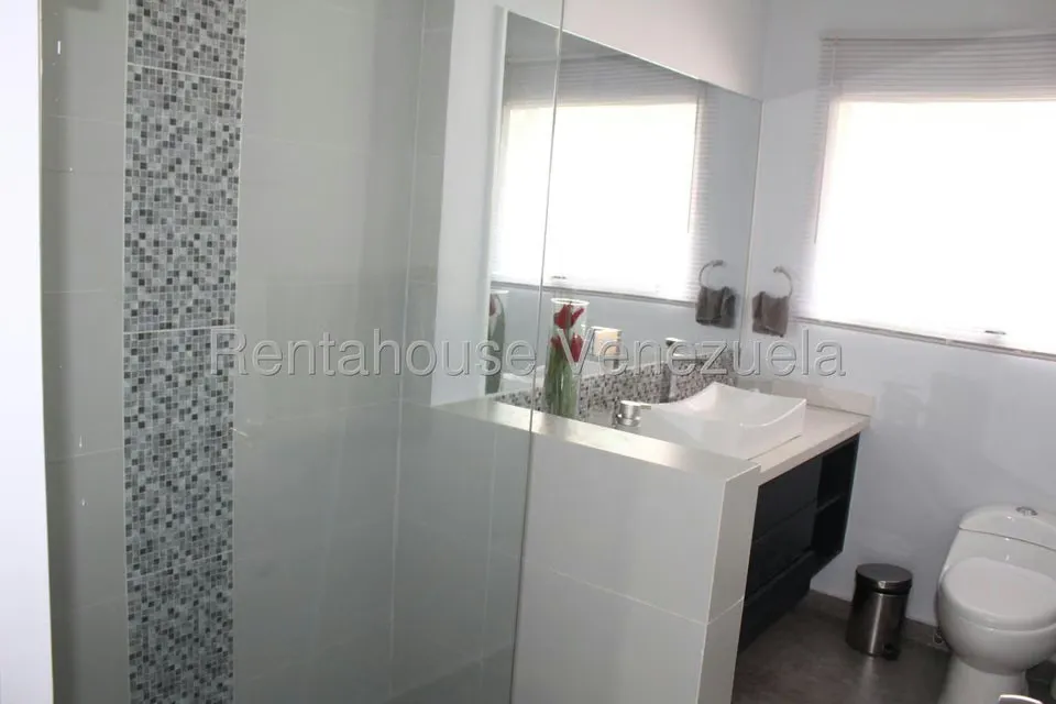 Casa (Multipes Niveles) en Venta en Altamira, Distrito Metropolitano - 47
