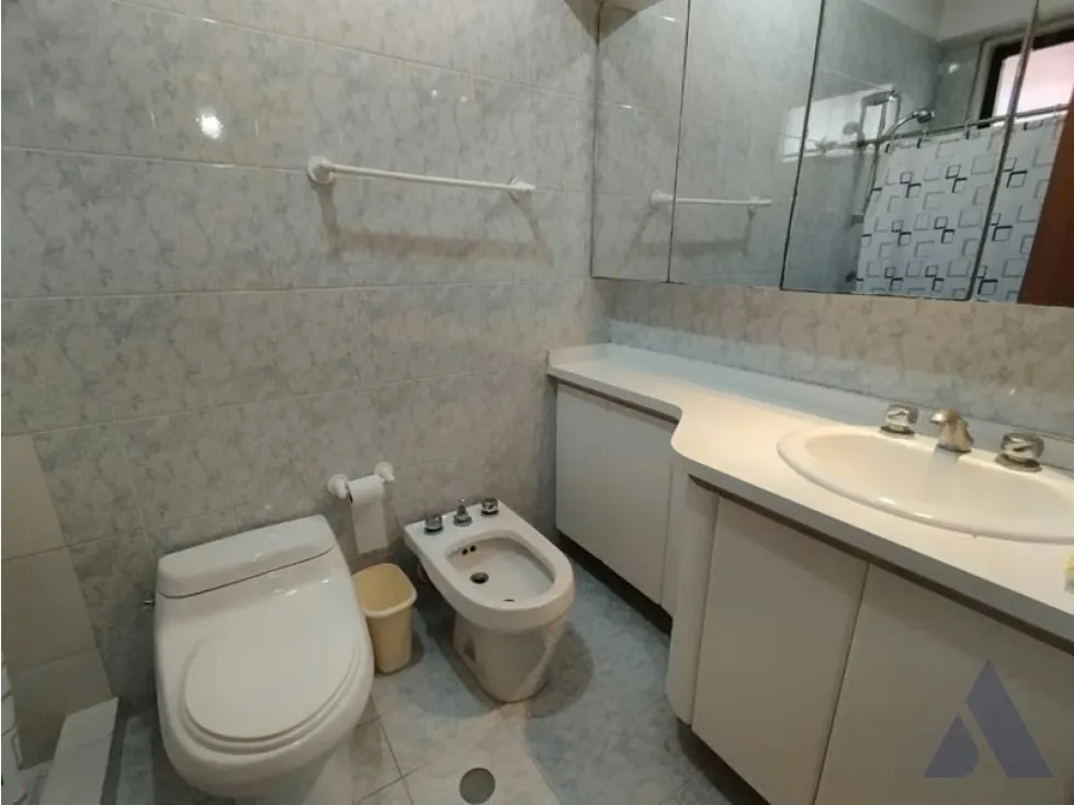 Vendo apartamento 160m2 Urbanización Miranda 7930 - 11