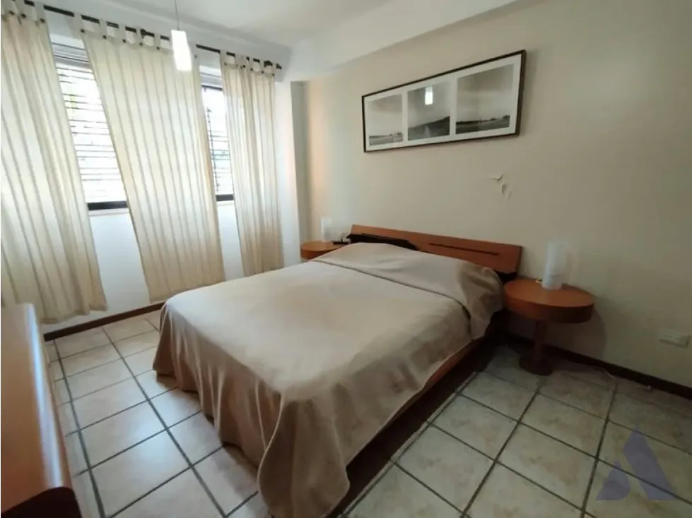 Vendo apartamento 160m2 Urbanización Miranda 7930 - 9