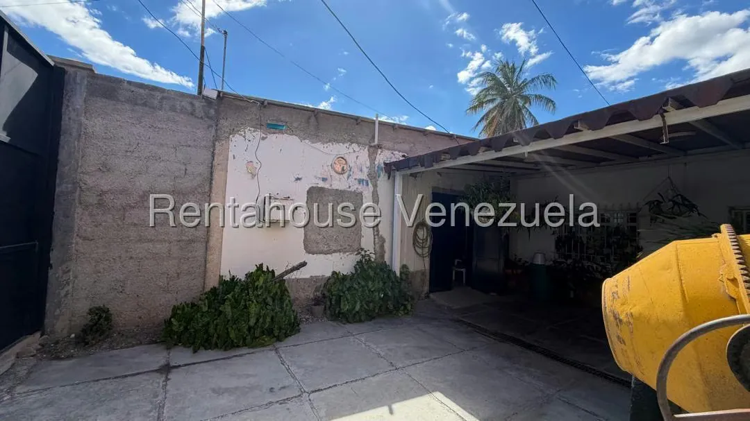 Casa (1 Nivel) en Venta en Centro, Lara - 14