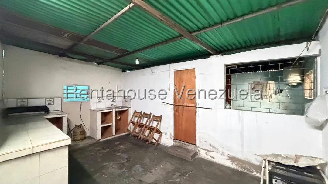 Casa (1 Nivel) en Venta en Centro, Lara - 19
