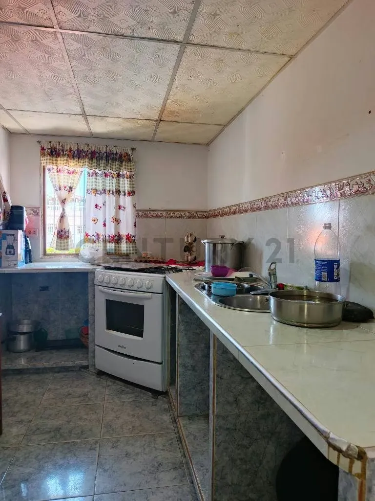 En Puerto Ordaz, venta de amplia casa familiar, en Caujaro - 17
