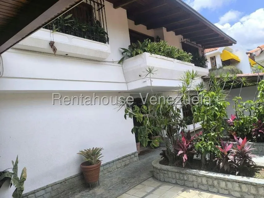 Casa (Multipes Niveles) en Venta en El Marques, Distrito Metropolitano - 2