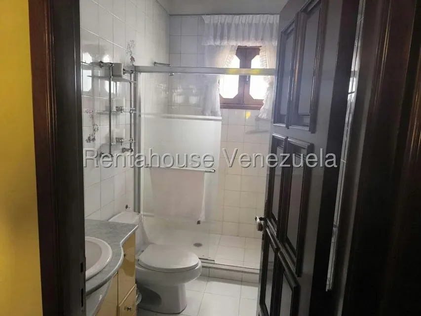 Casa (Multipes Niveles) en Venta en El Marques, Distrito Metropolitano - 80
