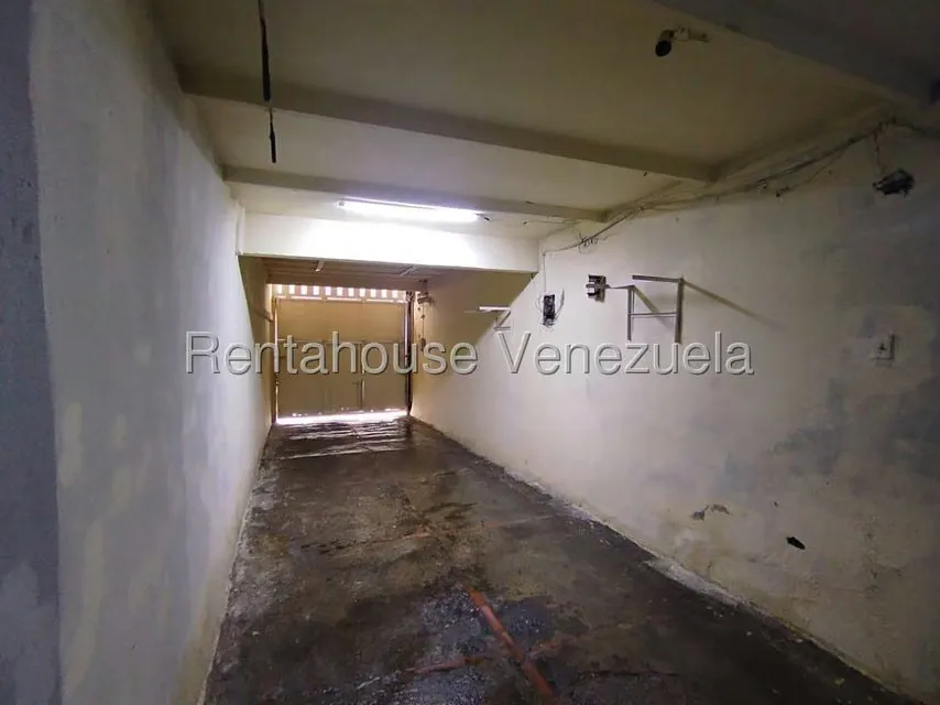 Casa (1 Nivel) en Venta en Centro, Lara - 11