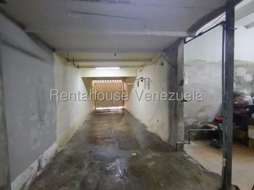 Casa (1 Nivel) en Venta en Centro, Lara - 12