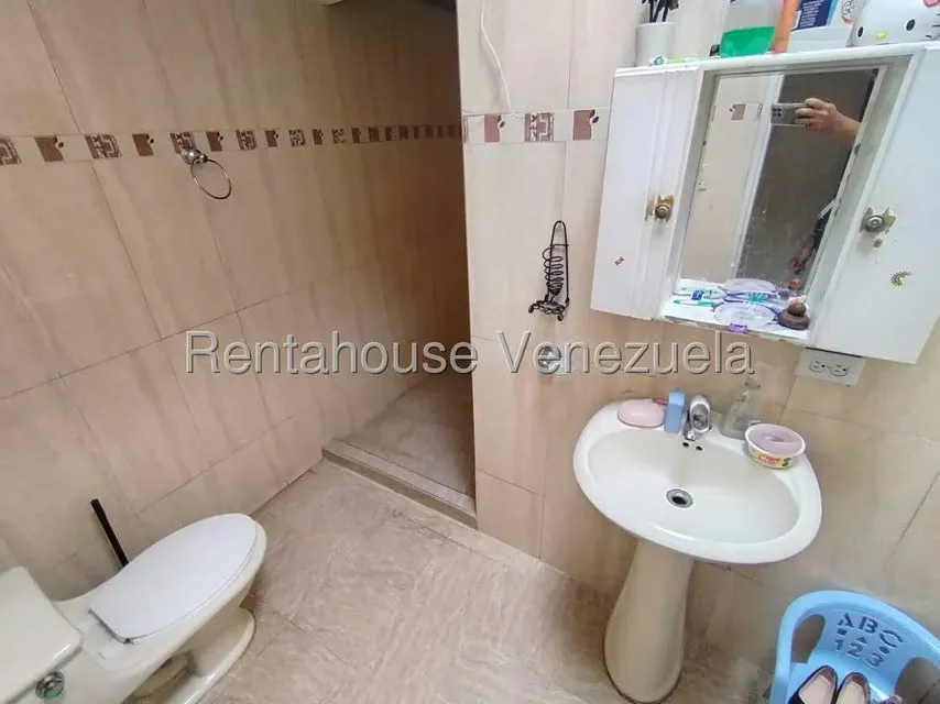 Casa (1 Nivel) en Venta en Centro, Lara - 21