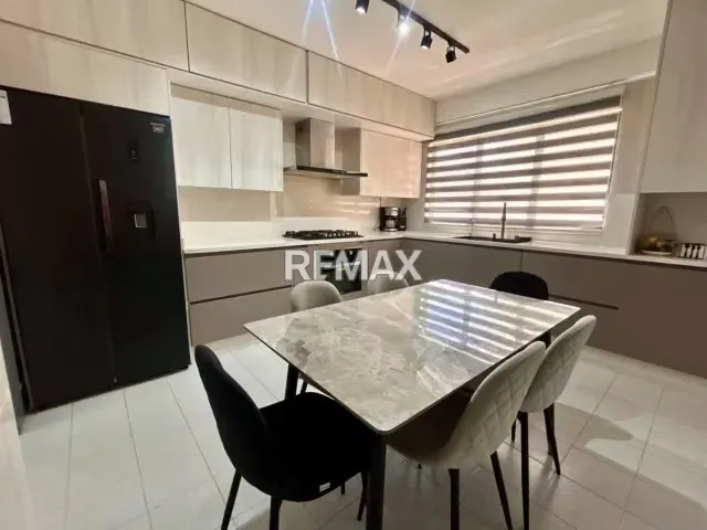 Venta de apartamento Tu nuevo hogar te espera en La Urb. Trigaleña! - 4