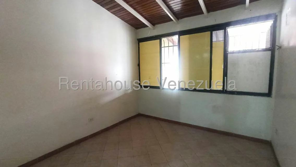 Casa (Duplex) en Venta en Valle Arriba, Miranda - 12