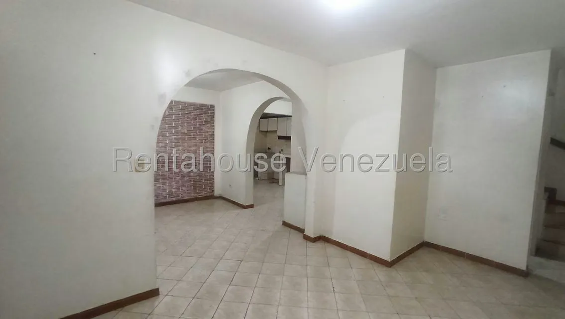 Casa (Duplex) en Venta en Valle Arriba, Miranda - 4