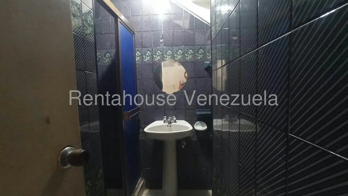 Casa (Duplex) en Venta en Valle Arriba, Miranda - 10