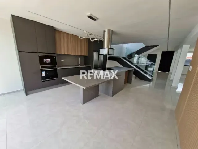 Moderna casa recién remodelada en La Viña - 5
