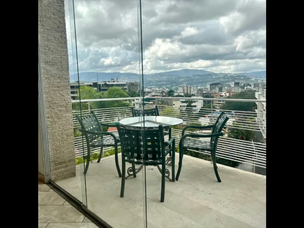 Vendo penthouse 650m2 5h/5b/6p Los Palos Grandes 6967 - 7