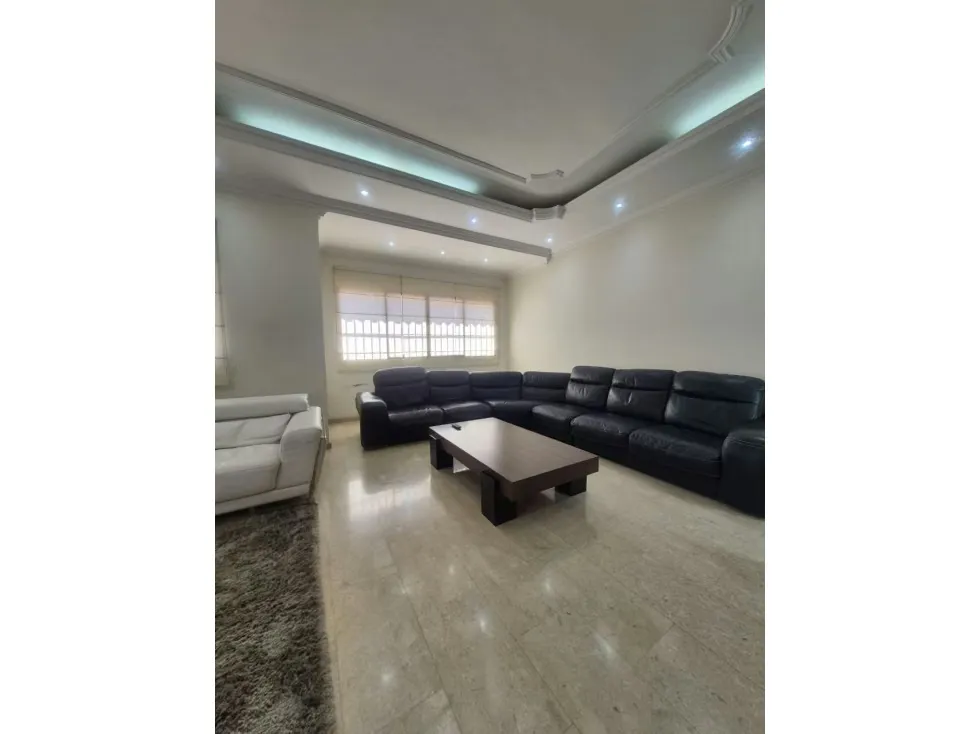 Casa en venta en Vista Alegre 450mts/4H/4B/3PE - 5
