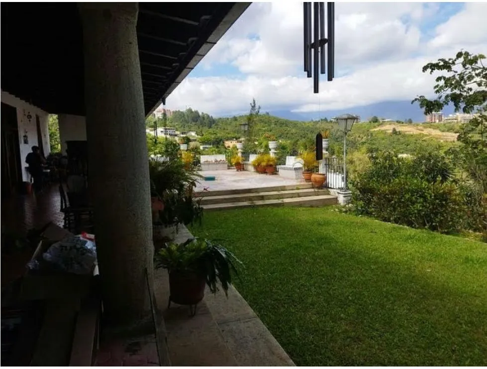 Se vende Casa 1.874,50m² 4h/3b/7p La Lagunita - 2