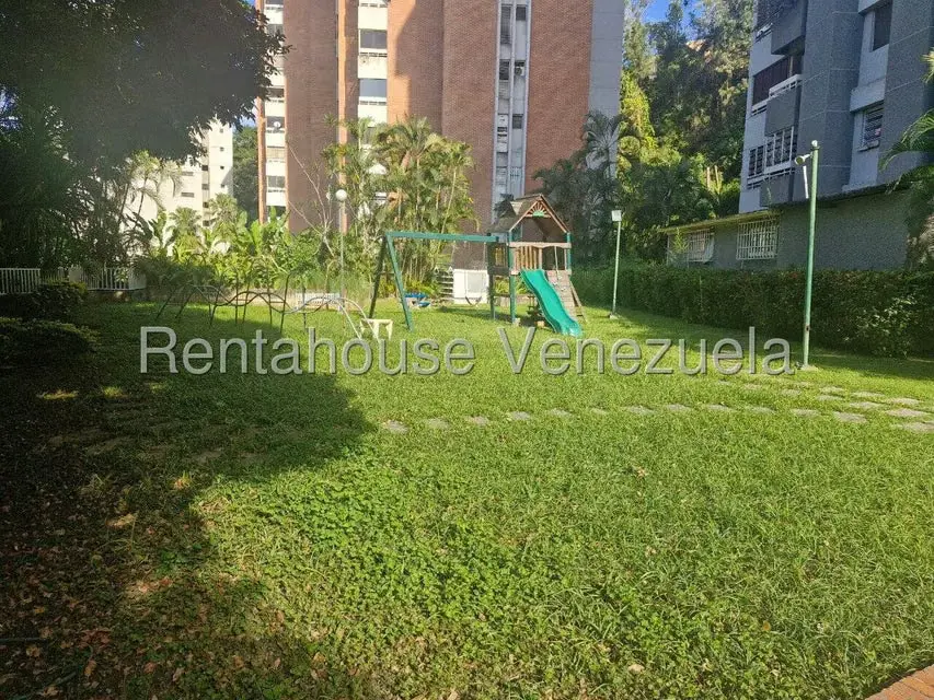 Apartamento (Penthouse) en Venta en Los Naranjos del Cafetal, Distrito Metropolitano - 24