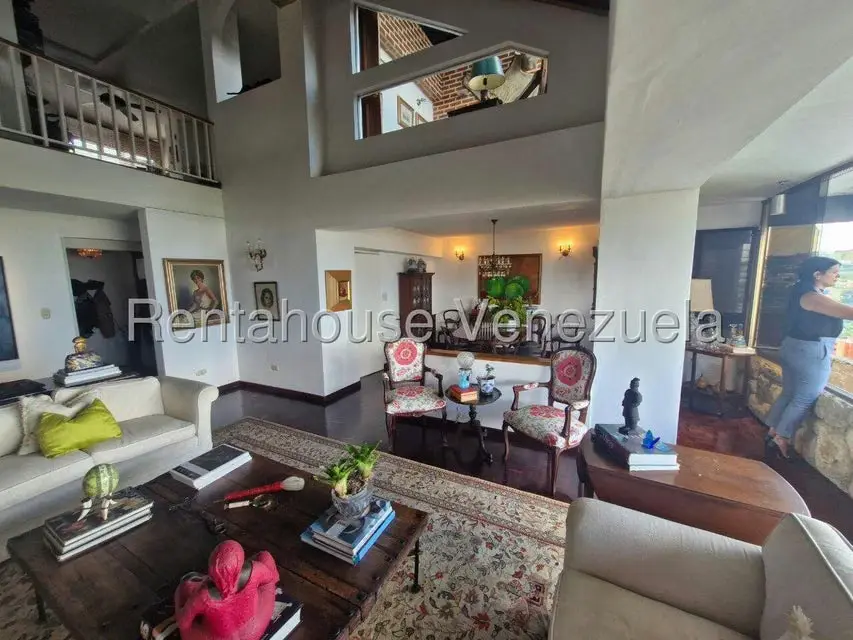 Apartamento (Penthouse) en Venta en Los Naranjos del Cafetal, Distrito Metropolitano - 4