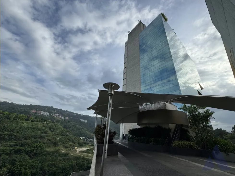 Alquilo oficina 105m2 Torre Xpress, Macaracuay 3312