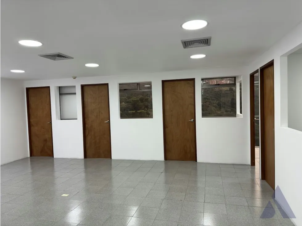 Alquilo oficina 105m2 Torre Xpress, Macaracuay 3312 - 22