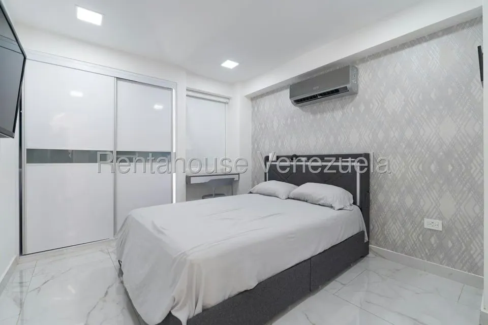 Apartamento (Penthouse) en Venta en Colinas de Los Chaguaramos, Distrito Metropolitano - 15