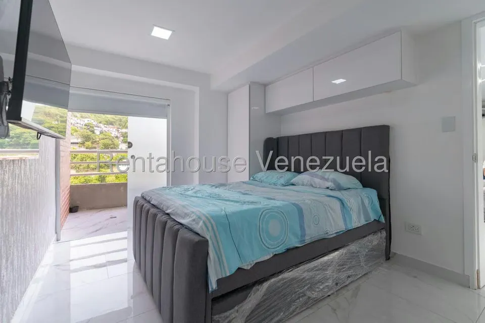 Apartamento (Penthouse) en Venta en Colinas de Los Chaguaramos, Distrito Metropolitano - 23