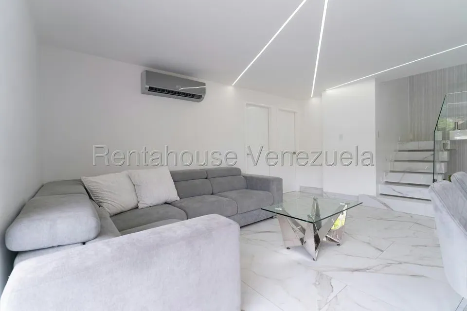 Apartamento (Penthouse) en Venta en Colinas de Los Chaguaramos, Distrito Metropolitano - 7