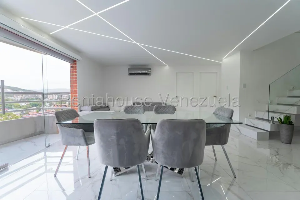 Apartamento (Penthouse) en Venta en Colinas de Los Chaguaramos, Distrito Metropolitano - 8