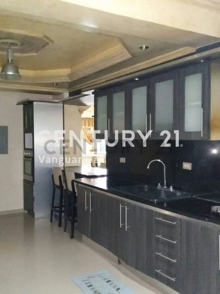 Apartamento céntrico en el Edif Sucerca de la Ciudad de Anaco. Vía los pilones. - 3