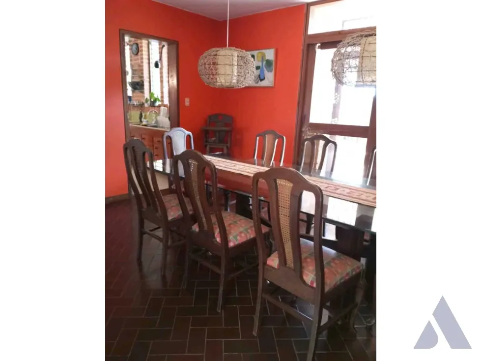 Vendo casa 400m2 La Lagunita 6221 - 4
