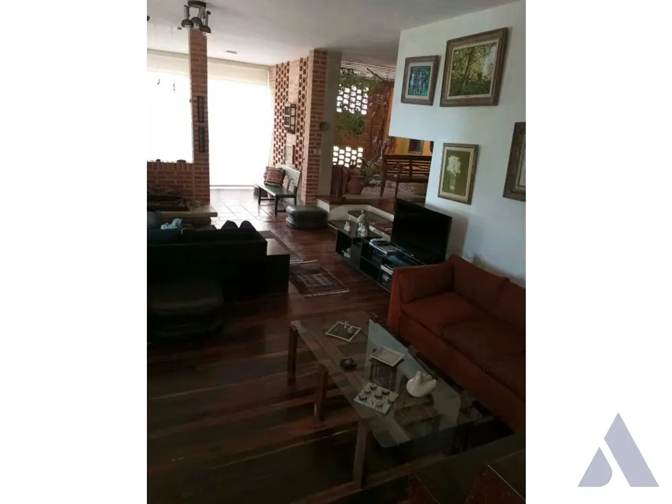 Vendo casa 400m2 La Lagunita 6221 - 9