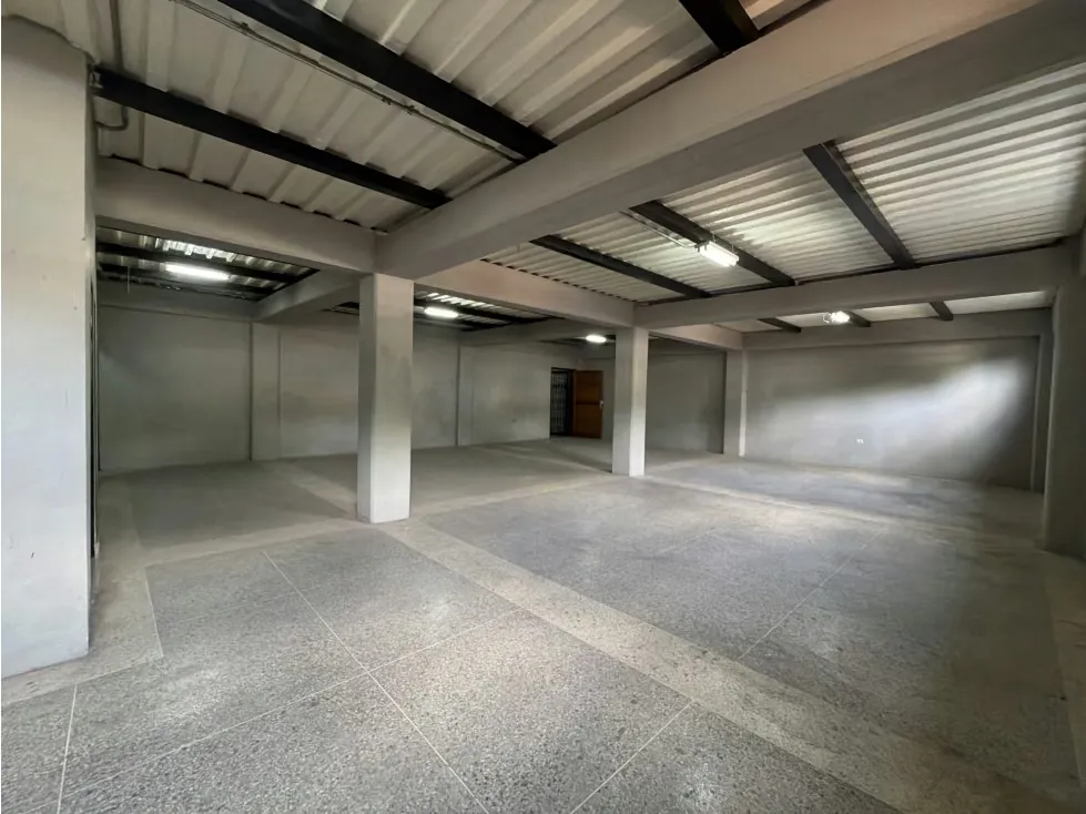 Vendo edificio comercial 780m2 Av. Roosevelt 0736 - 17