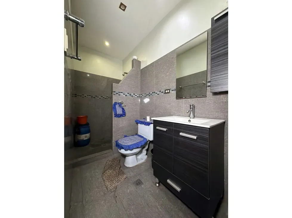 Vendo edificio comercial 780m2 Av. Roosevelt 0736 - 20