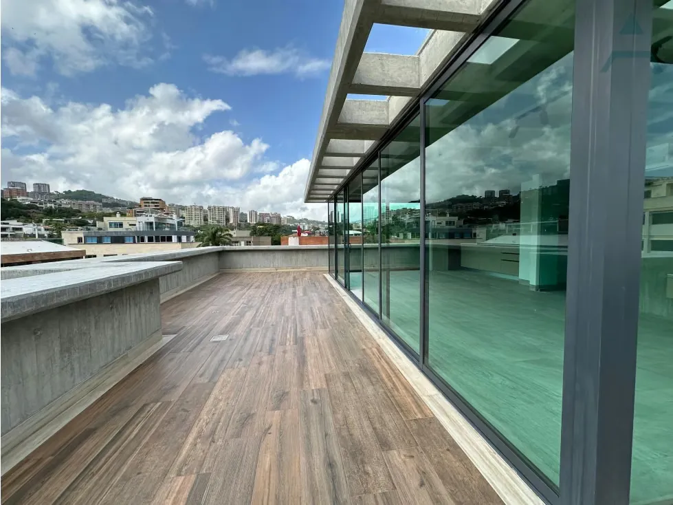 Se vende Apto PB 453,17m² 3h+s/3b+s/4p Los Naranjos de Las Mercedes - 2